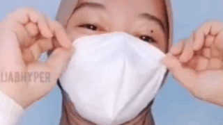 Jilbab Cantik Buka Bukaan Demi Mencari Sebongkah Berlian